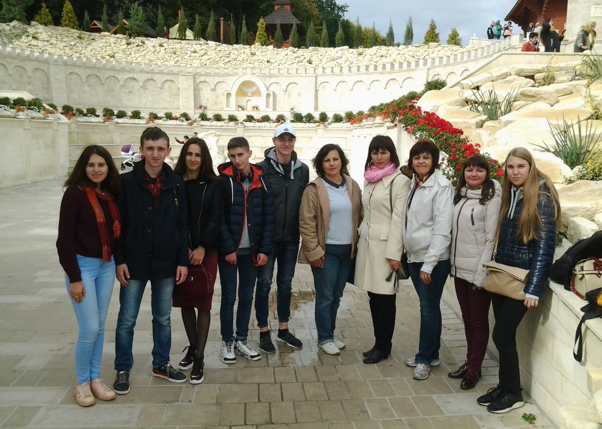 Український Єрусалим відвідали студенти ФПП, заступник декана факультету педагогіки і психології Чайковська Г. Б, та доц. Главацька О.Л, доц. Петришин Л. Й, викладач Олійник Г.М.